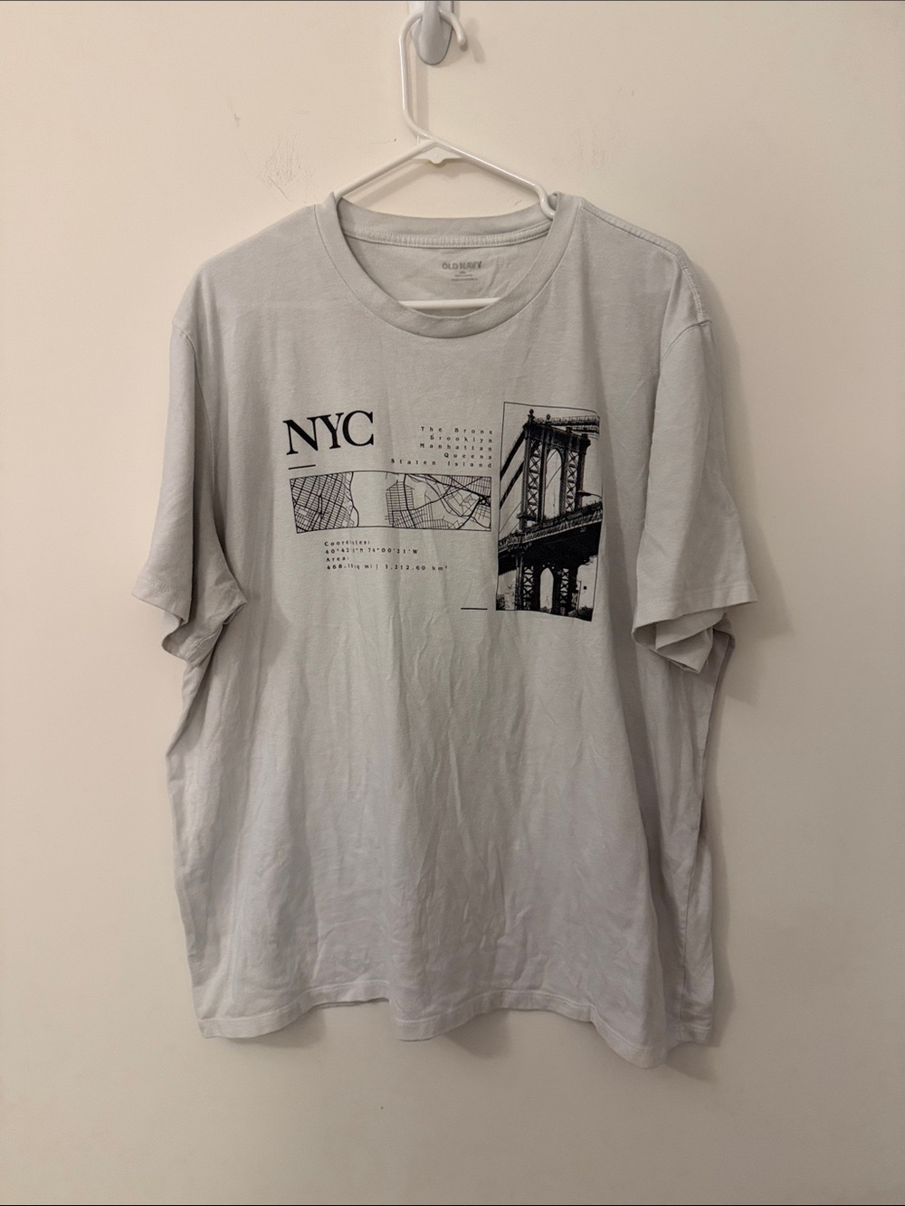 Old Navy Light Gray NYC Graphic Crew Tee